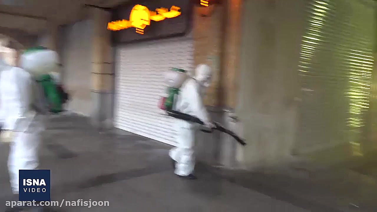 ضدعفونی کردن بازار بزرگ تهران...