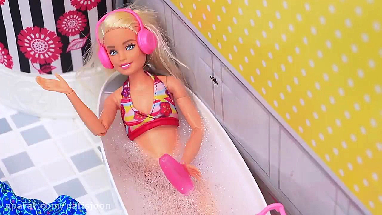 عروسک های باربی  وسایل باربی