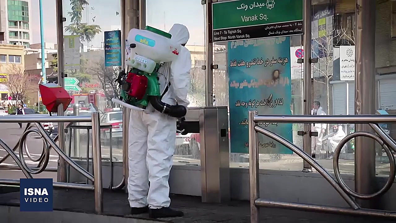 ضدعفونی و گند زدایی خیابان ولی...