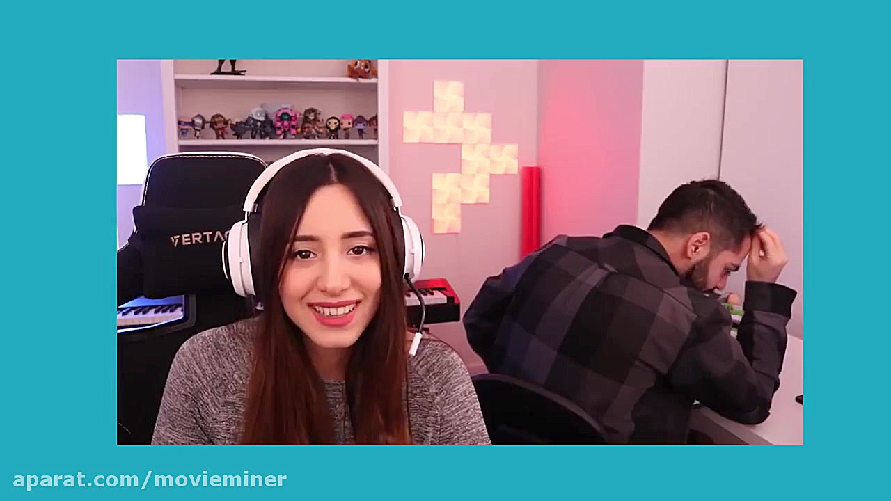 میا پلیز  Mia Plays  این بازی...