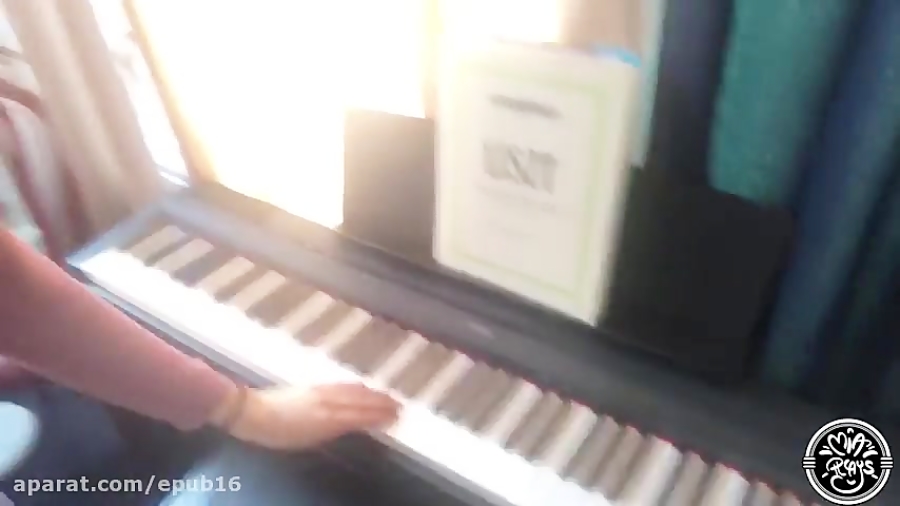 میا پلیز: اتاقم چه شکلیه؟