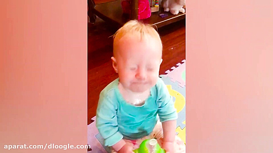 بچه هایی که با آب بازی می کنند...