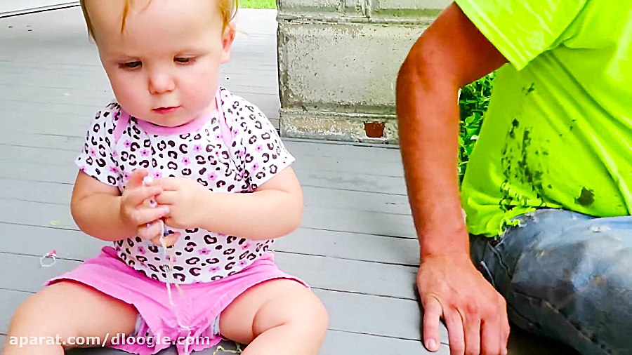 بازی کودک خارج از منزل