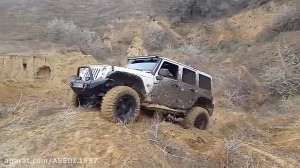 جیب در مقابل تویوتا افرود و غی...