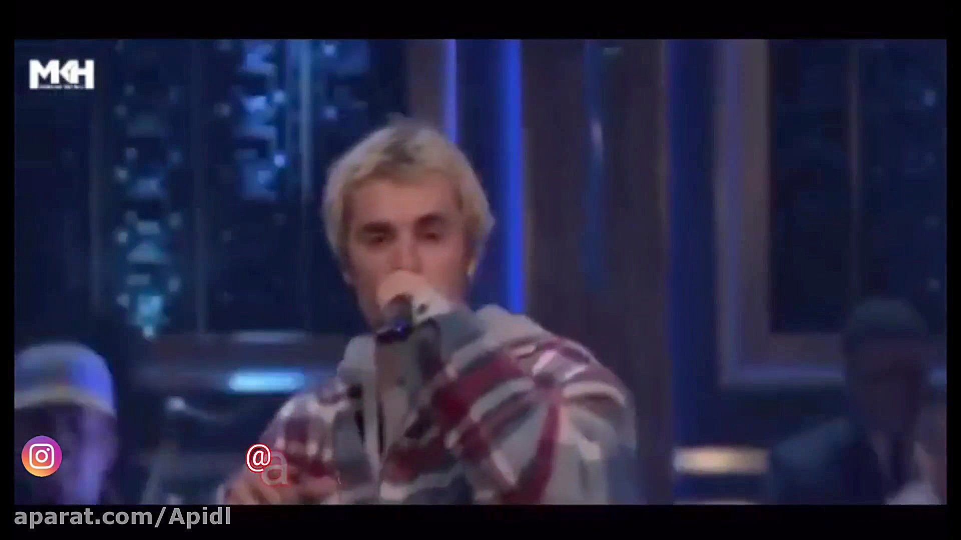 کنسرت جاستین بیبر با زبان مازن...