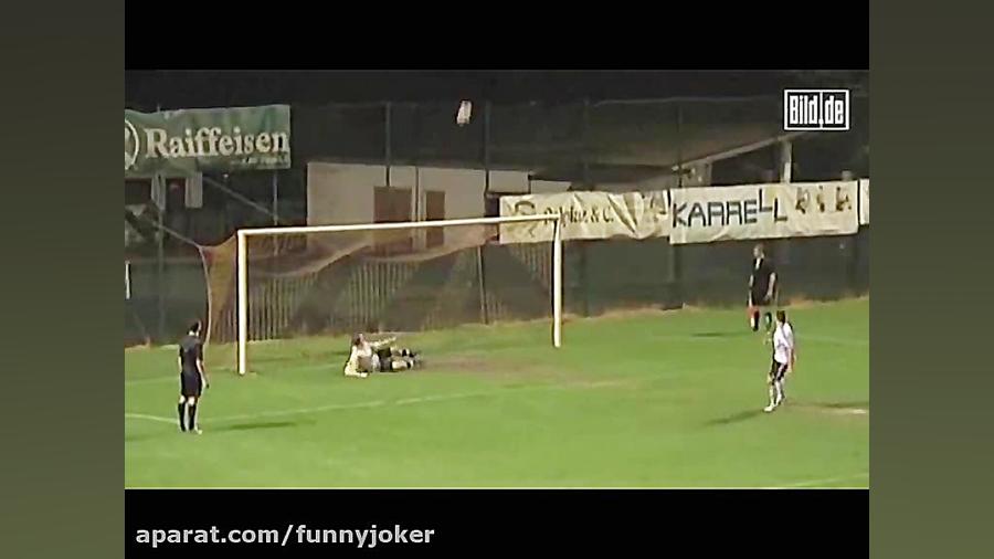 پنالتی عجیب اصلا مگه داریم !