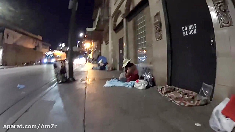 بی خانمان های آمریکا : نیمه ی...