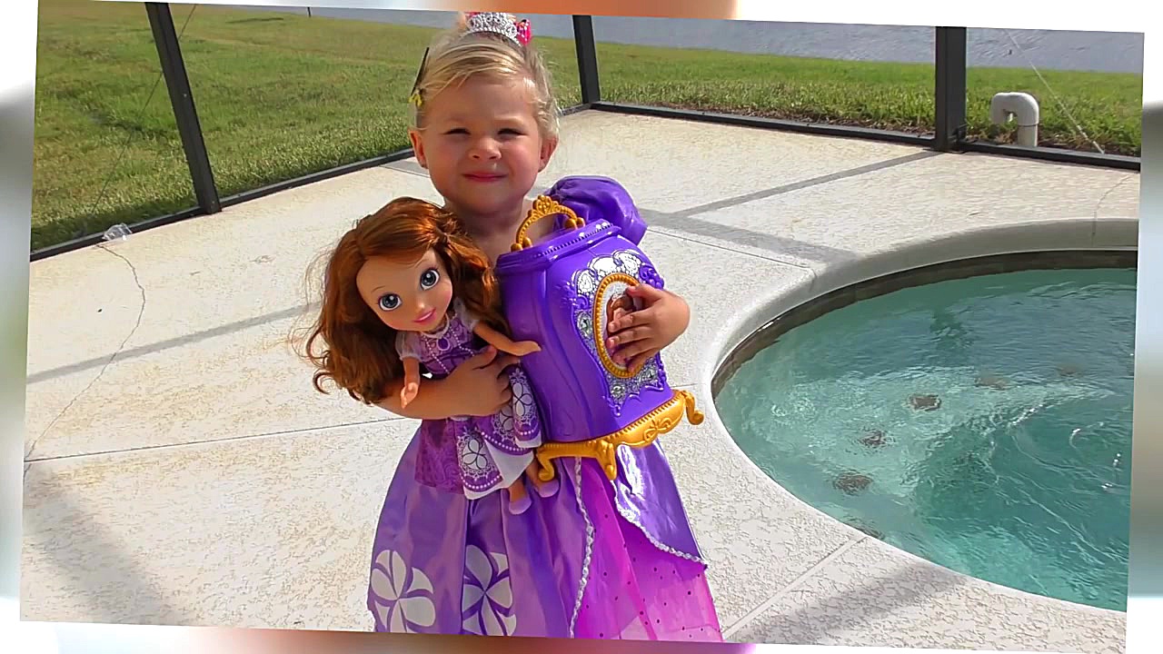 دیانا و اسباب بازی ها  قسمت 19...