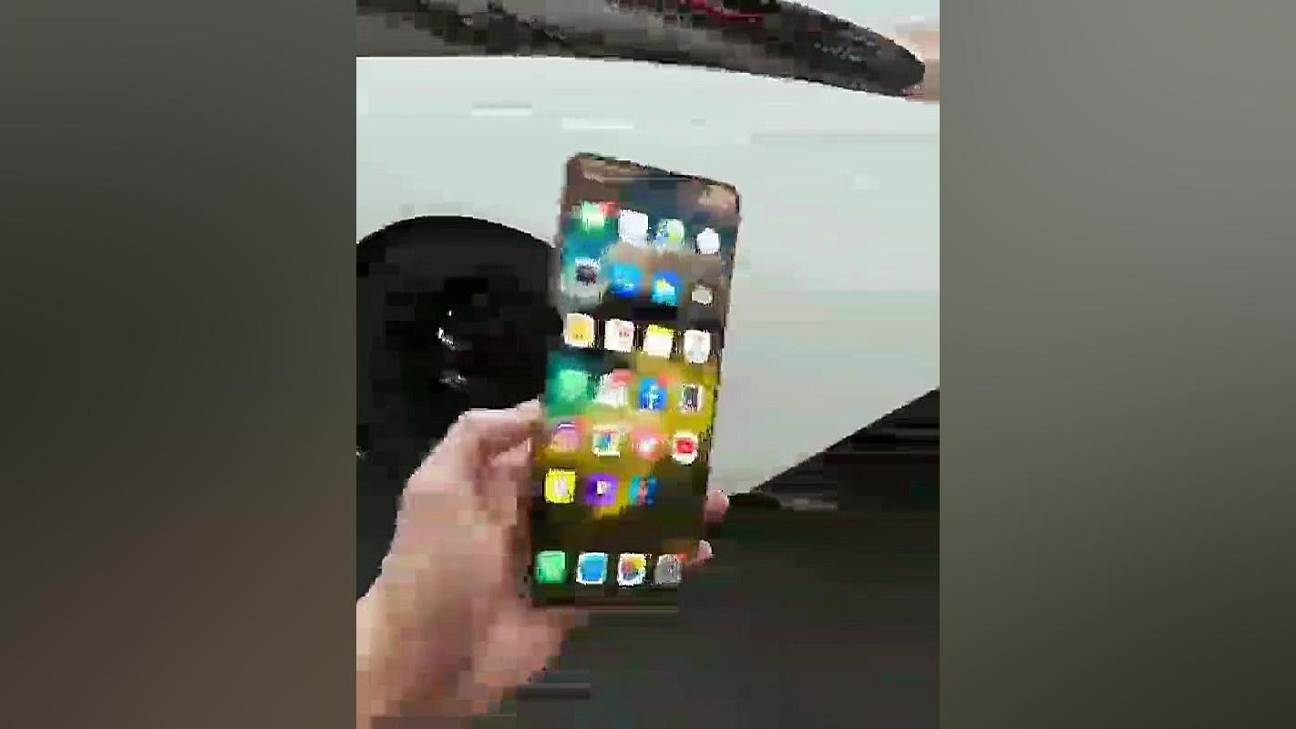 گوشی اپل تاشو