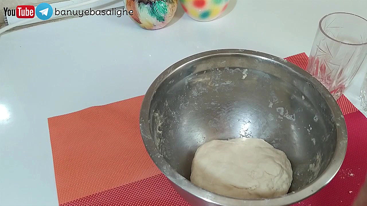 روش پخت نان لواش خانگی در ماهی...