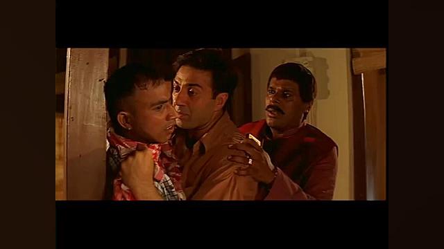 سکانس اکشن فیلم هندی  Sunny De...