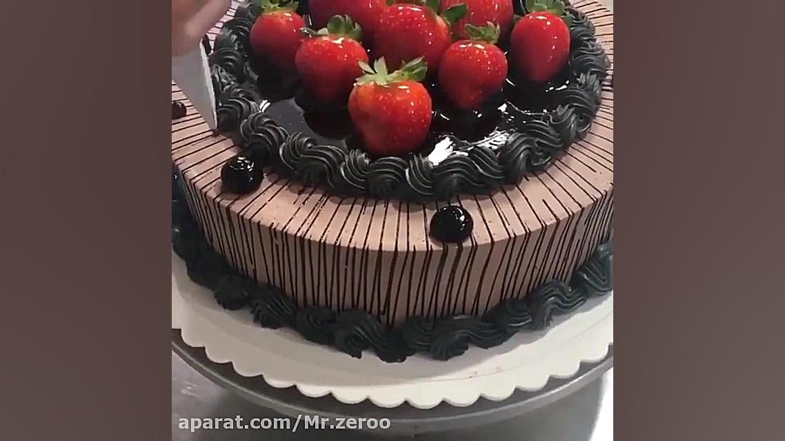 تزیین کیک شکلاتی...6۴