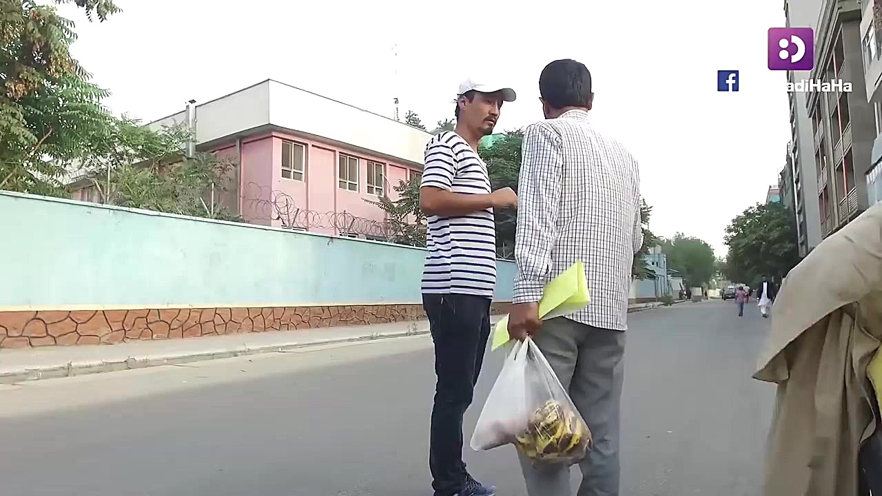 کمره مخفی  تشکر خاله جان