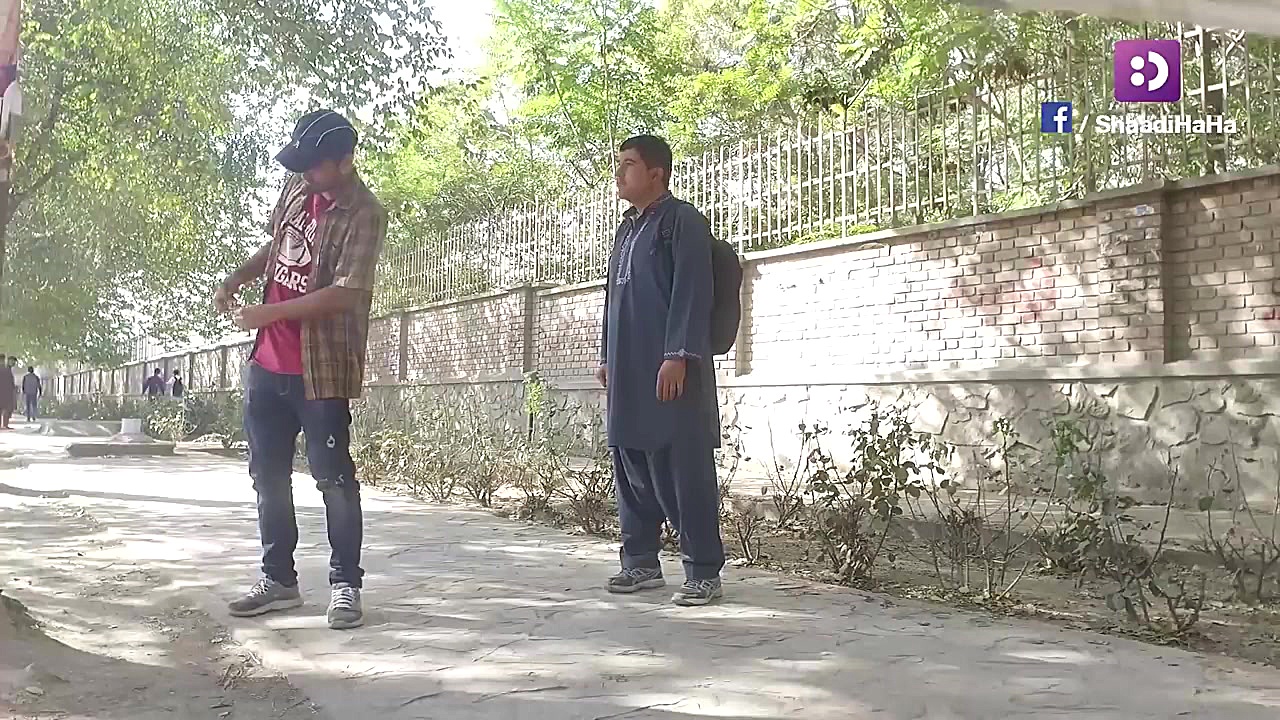 کمره مخفی  وقتی مردم پول پیدا...