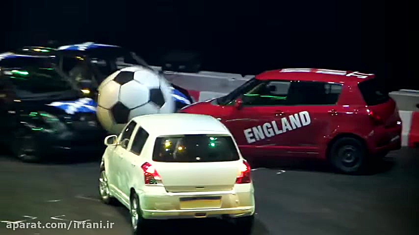 فوتبال با ماشینی تاپ گیر