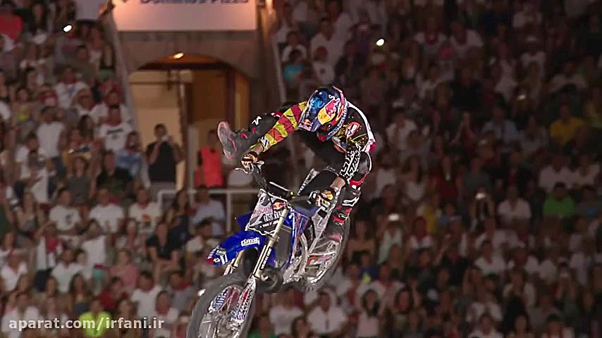 حرکات نمایشی با موتور تریل ماد...