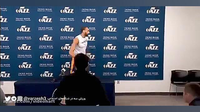 حرکت عجیب بازیکنی که کرونا گرف...