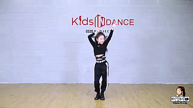 کاور دنس Dalla Dalla توسط ناهی...