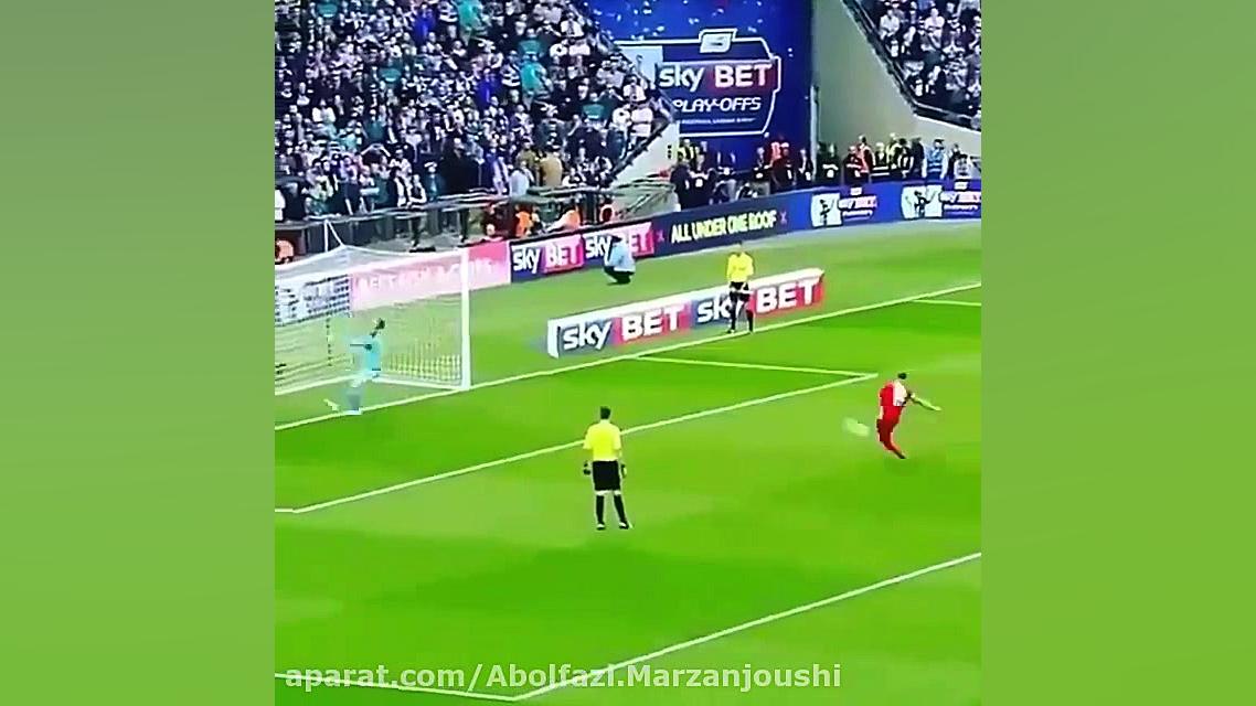 پنالتی گرفتن دیدنی و تعجب آور...