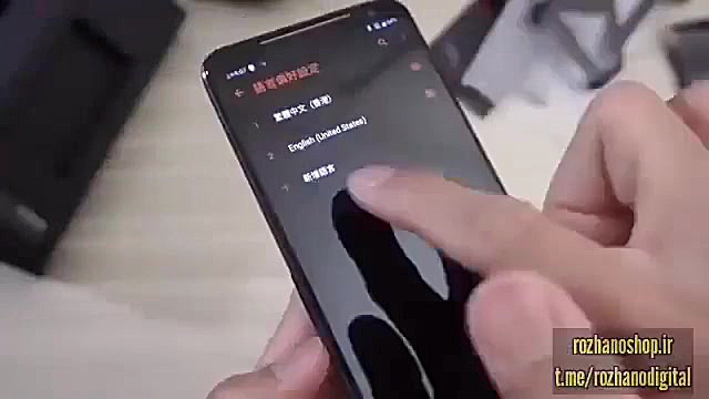 جعبه کشایی از گوشی گیمینگ Asus...