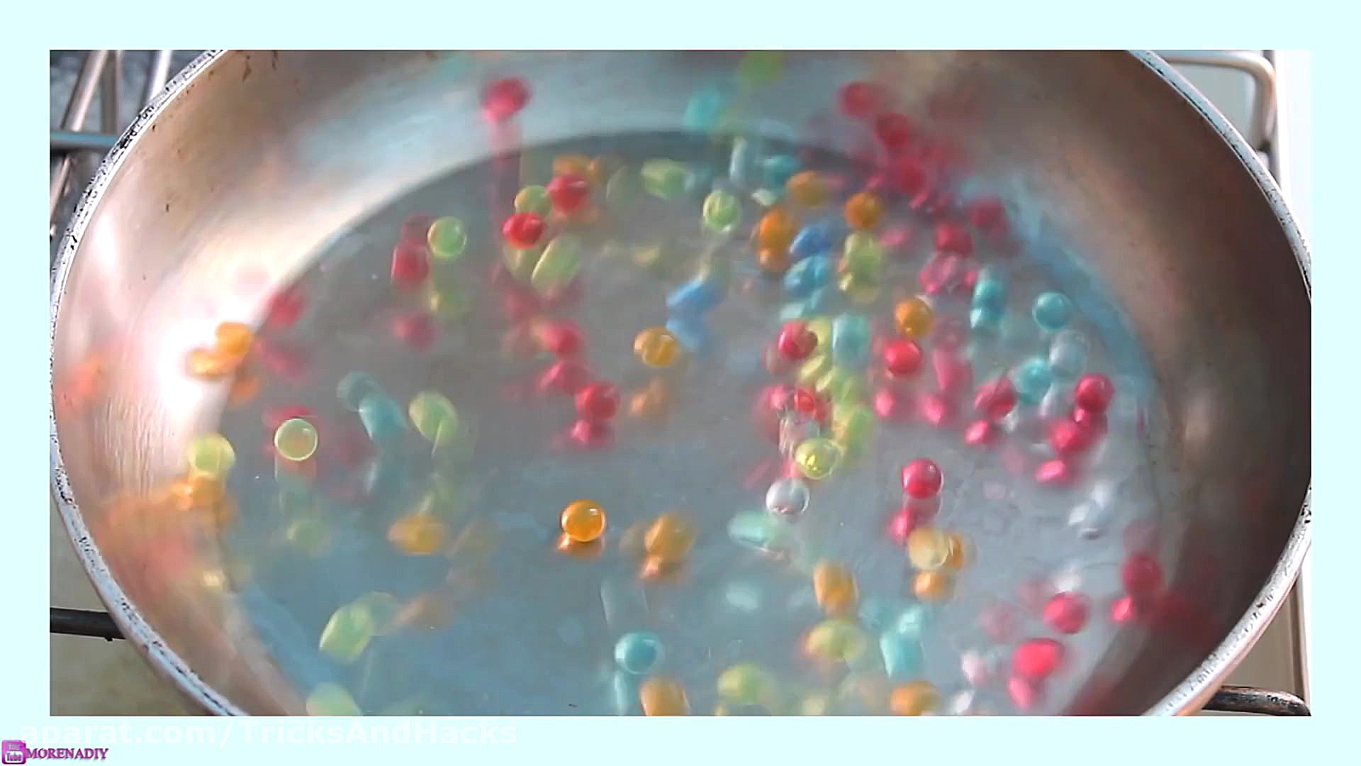 چه اتفاقی می افتد اگر توپ ژله...