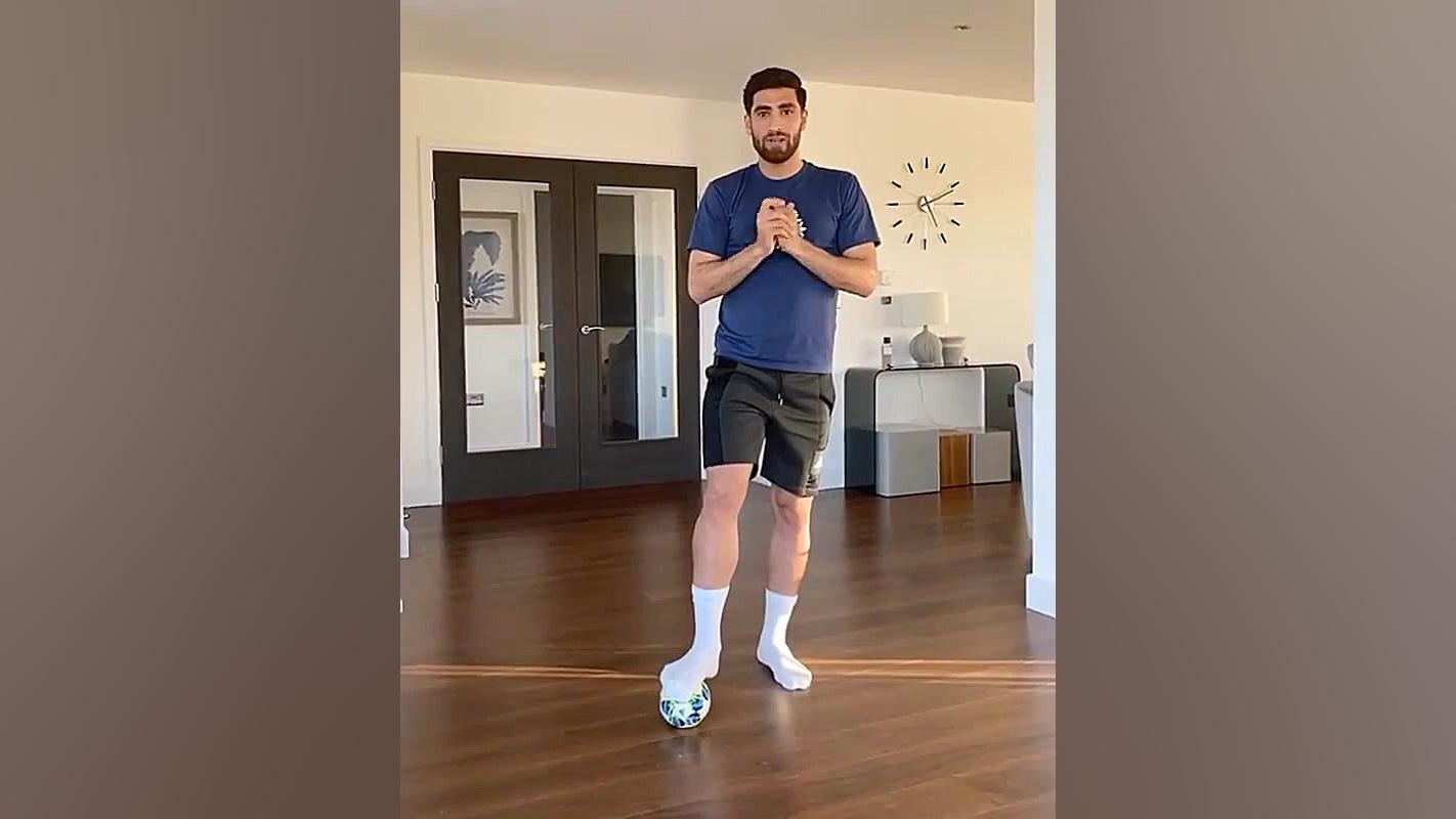 علیرضا جهانبخش به پویش در خانه...