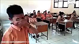 اذان دانش آموز چینی