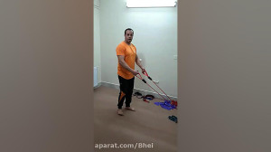 کش همراه تمرین عضله پشت