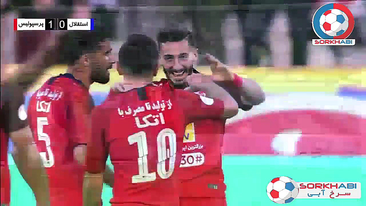 گل به خودی حسین حسینی به استقل...