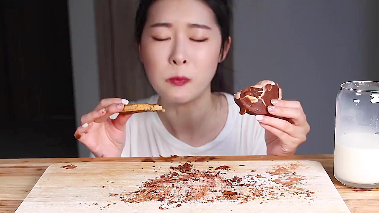 چالش فود اسمر..چالش غذاخوردن.....