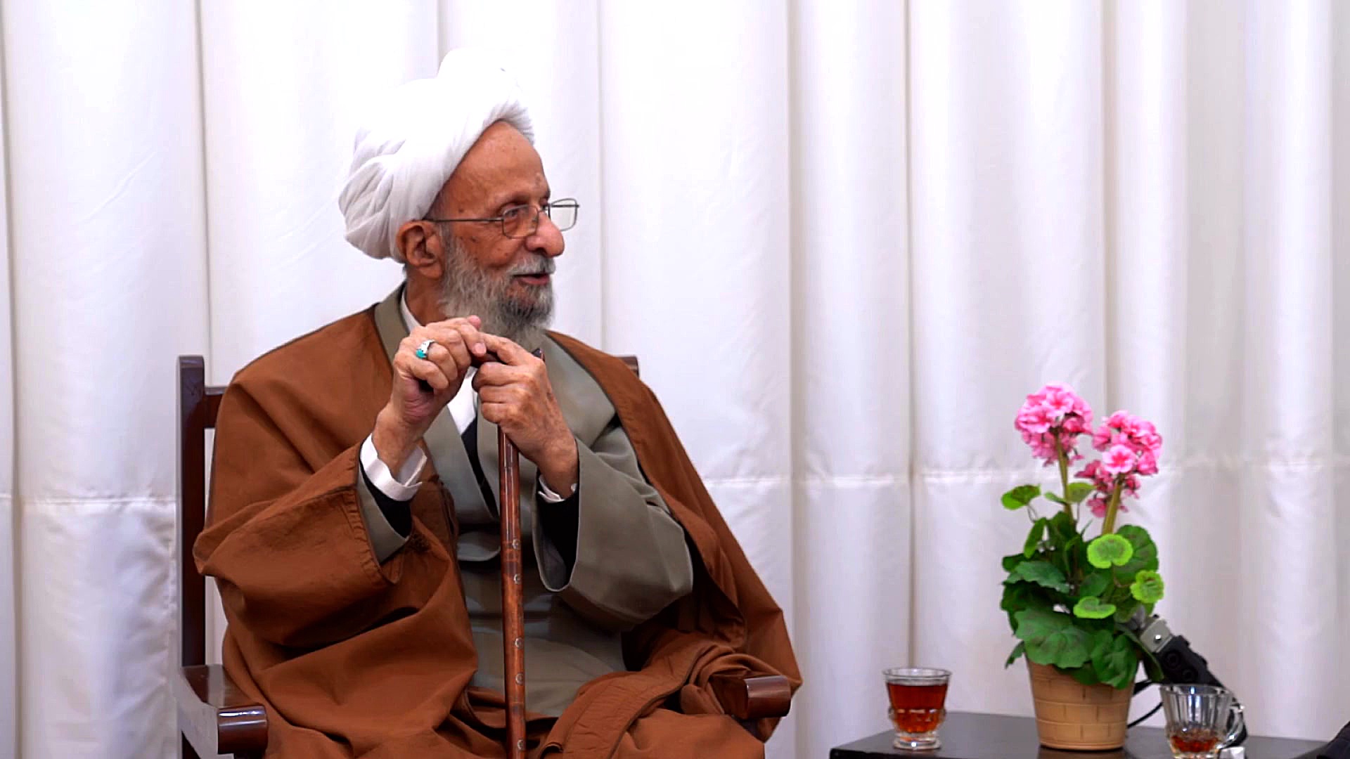 خاطره آیت الله مصباح یزدی از س...