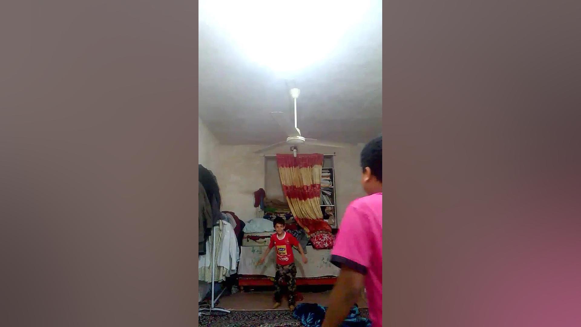 کشتی کج در خانه