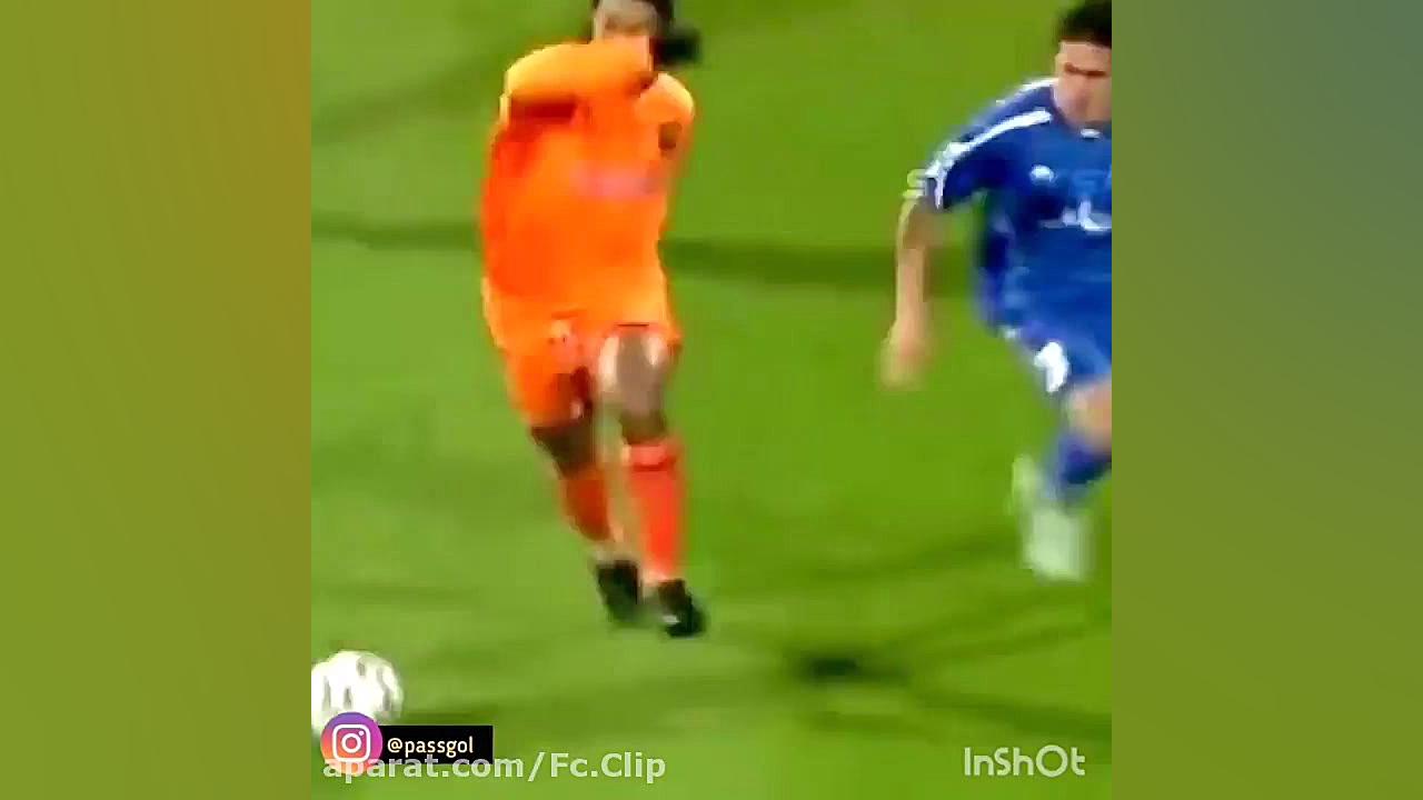 رونالدینهو بارسا یا رونالدینیو...