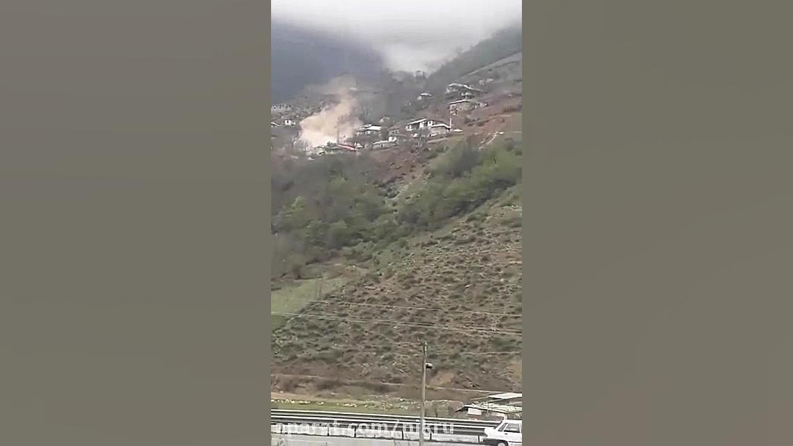 ریزش سنگ در سوادکوه