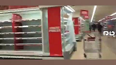 در انگلیس، کماکان قفسه‌های موا...