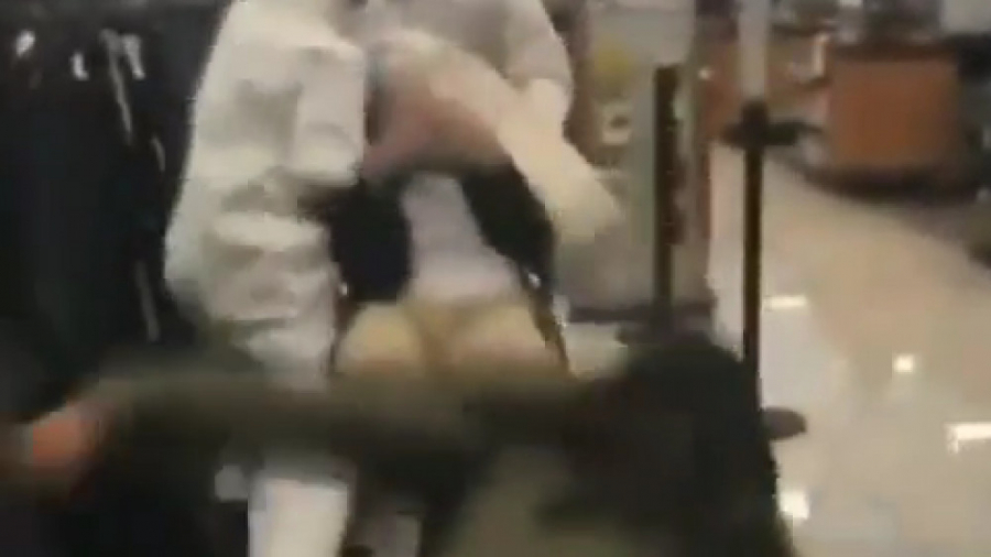 برخورد وحشیانه و خیلی عجیب با...