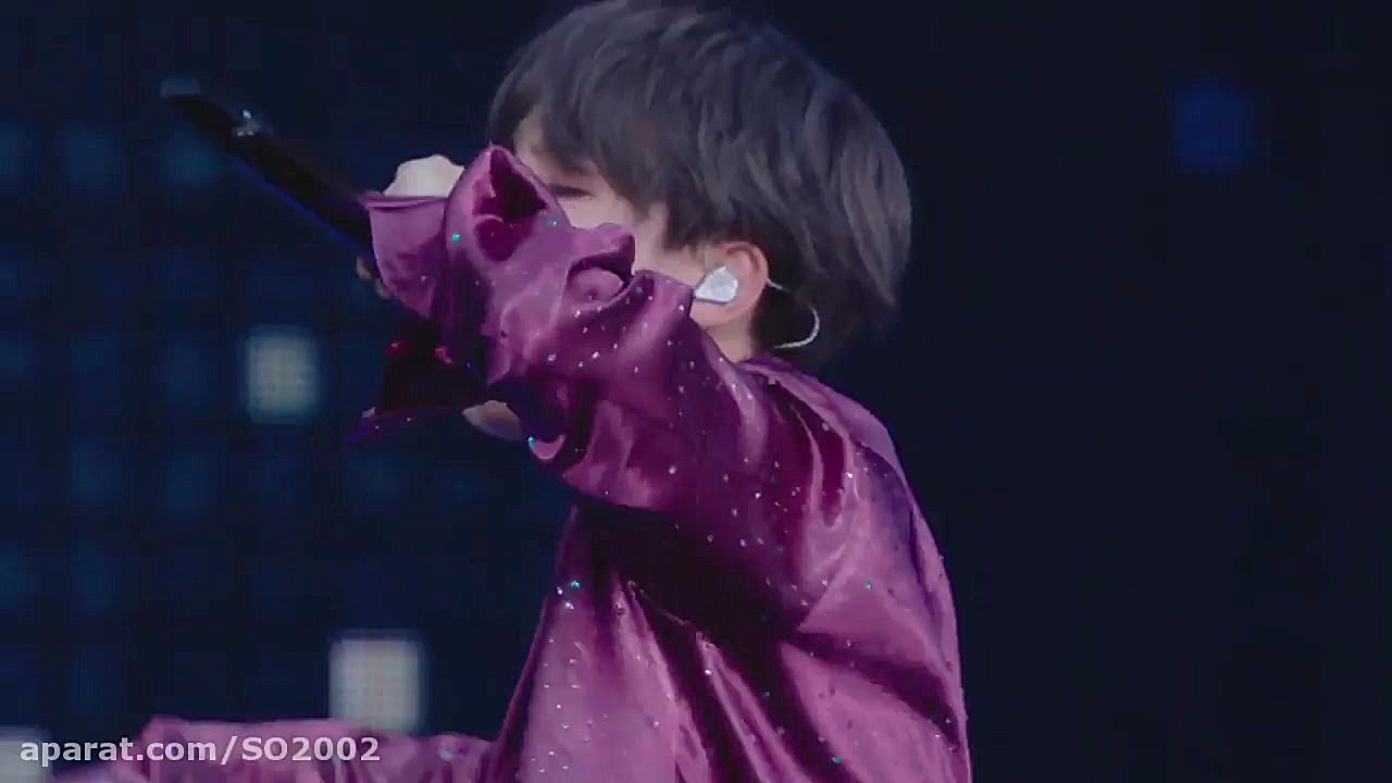 BTS WORLD TOUR LOVE YOURSELF J...