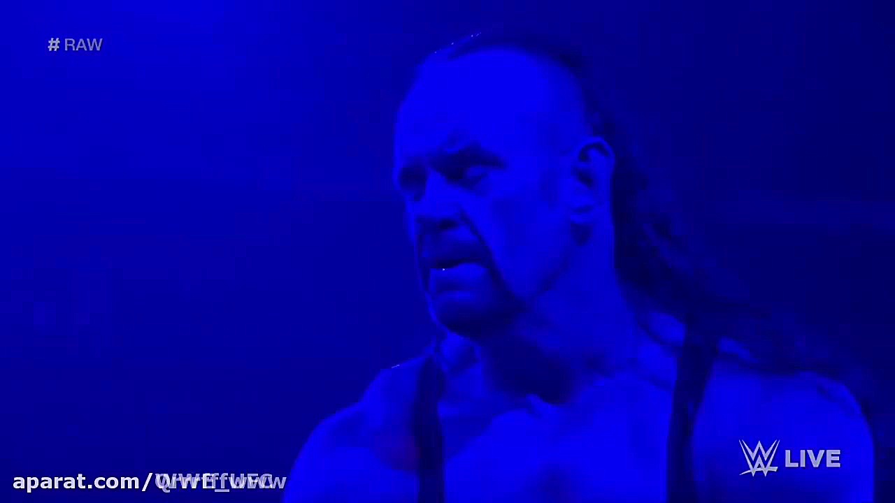 ببینید آندر تیکر چه جوری رومن...