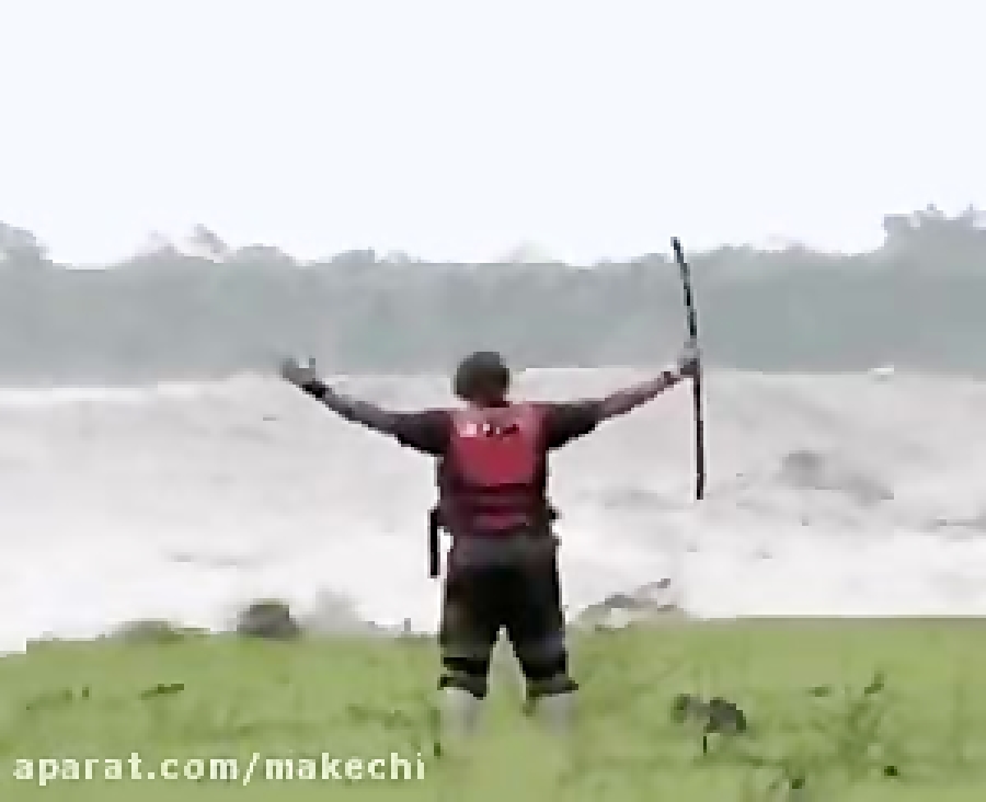 ایستاده در برابر سیل !!!