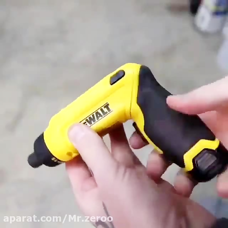 پیچ گوشتی شارژی v8