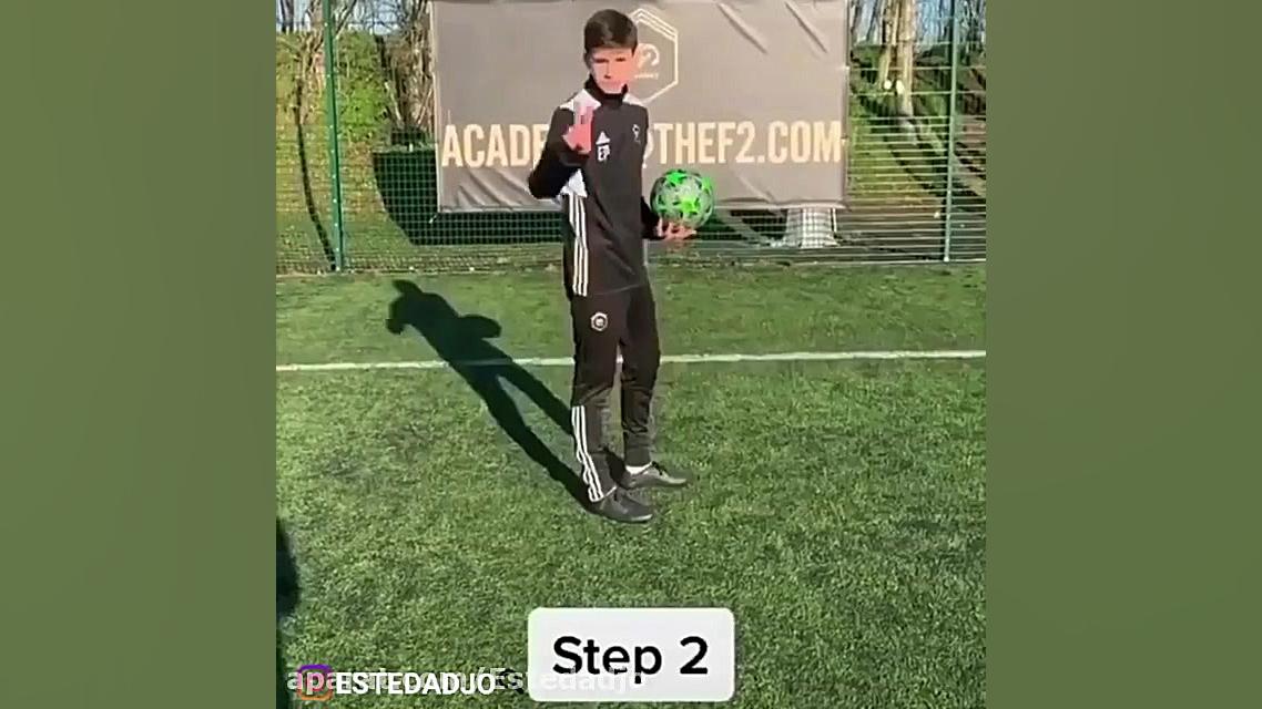 آموزش دریبل سر پا نیمار