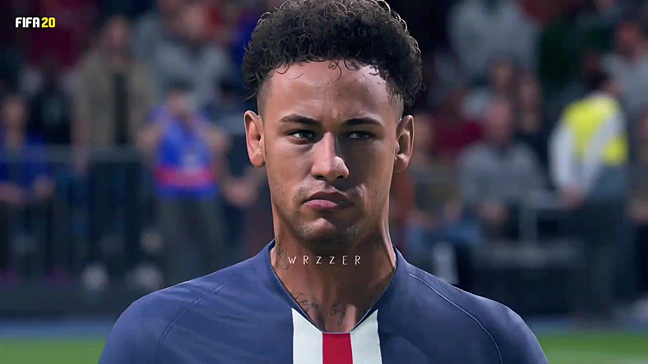 مقایسه گرافیکی بین FIFA20 و PE...