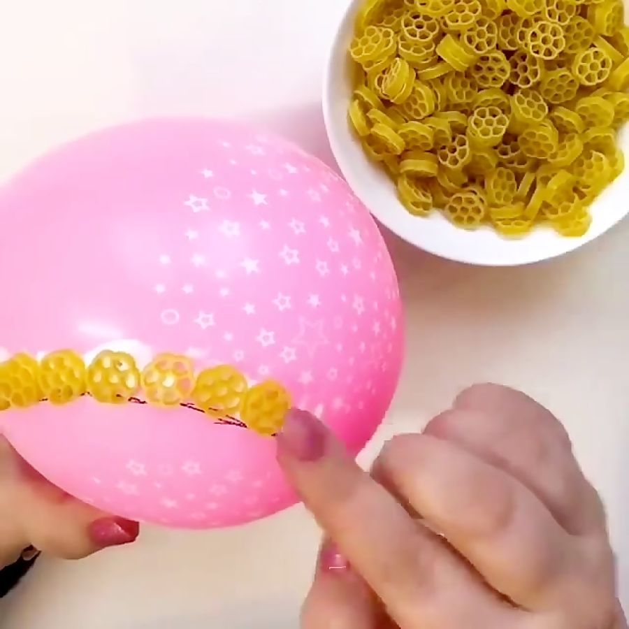 آشیانه با ماکارونی فرمی