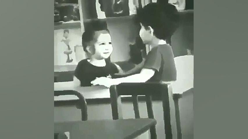 عشق باید مث این باشه...