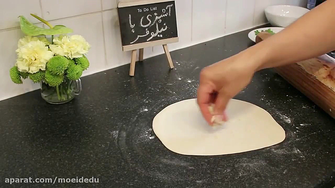 نان تافتون خانگی تُرد