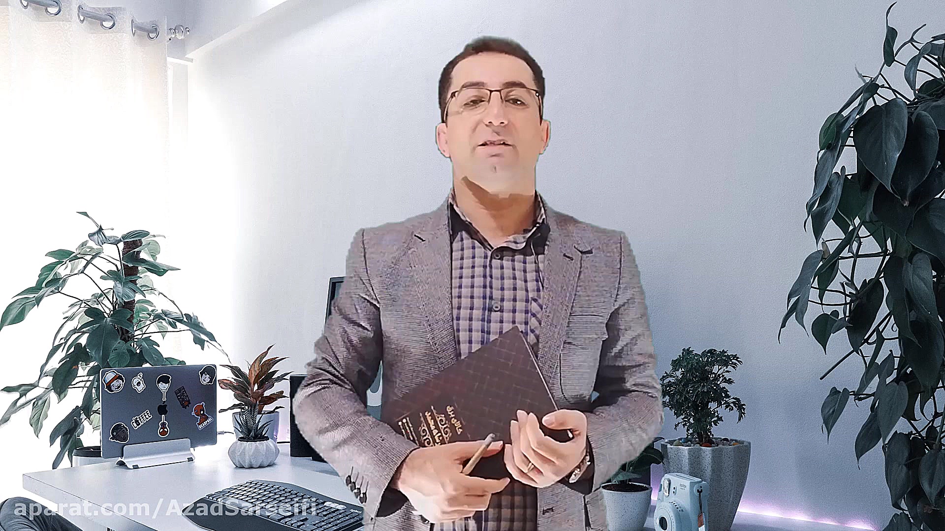 تهیه مستندات از ساختمان در حال...