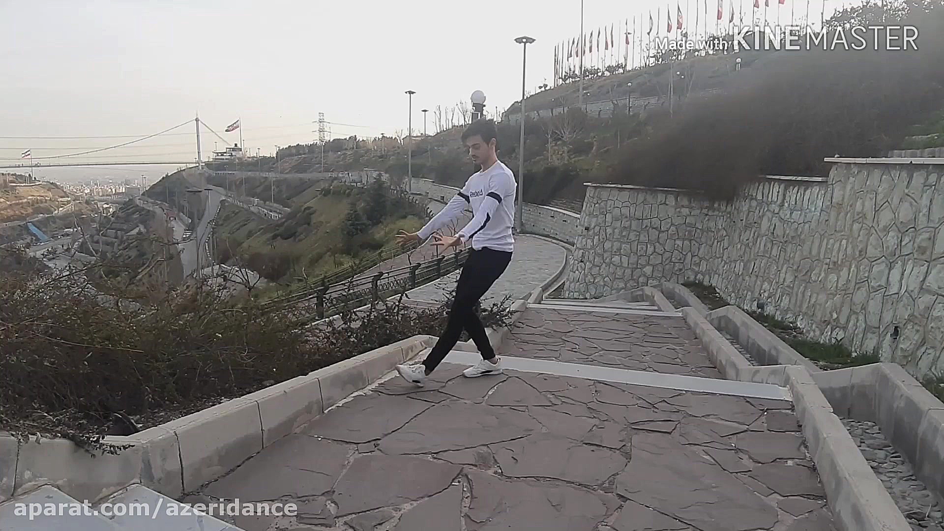 رقص نیولزگینکا توسط هنرمند گرو...