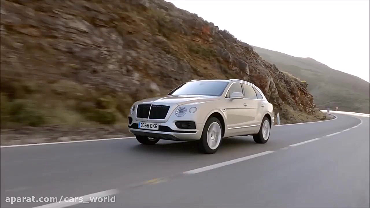 بررسی فضای داخلی و آپشن های بن...