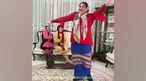 طنز و خنده دار وقتی میشنوی جار...