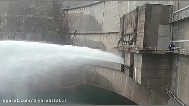 باز شدن دریچه های تحتانی سدالغدیر ساوه